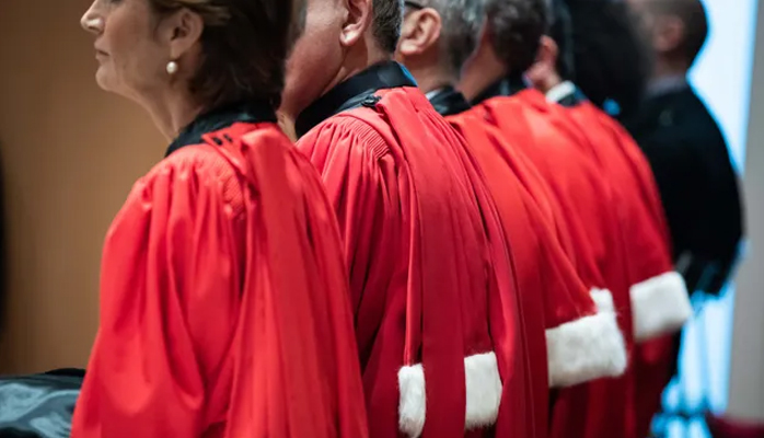 Journées sans fin, dossiers à la chaîne, burn-out : les magistrats français au bord de la crise de nerfs - Crédit photo : © franceinter.fr